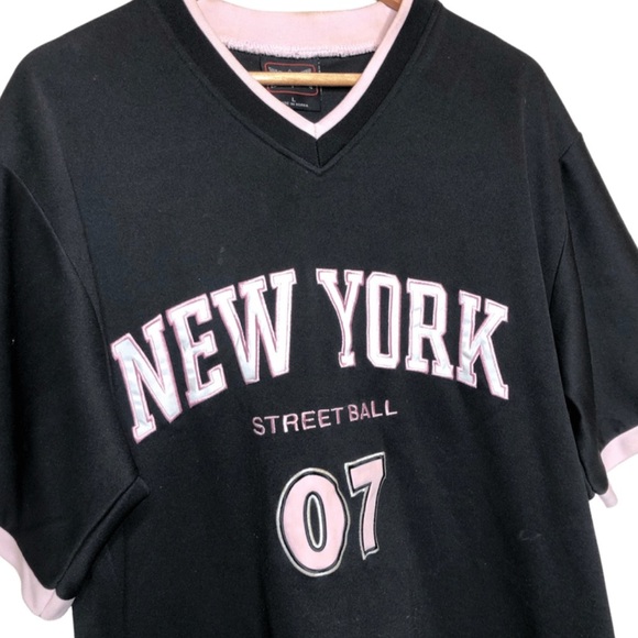 Vintage City Athletics New York Street Ball Jersey Black V-Neck Women's Large - Picture 6 of 16